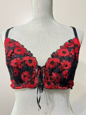 La Vie En Rose Bra Size 34 DD Red & Black Lace Floral Bra Chic Quiet Luxury